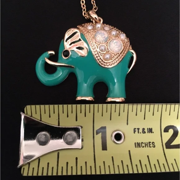 Elephant Necklace - Picture 2 of 6